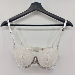 Victoria's Secret Dream Angels White Lace Line Demi Silver Straps 34C